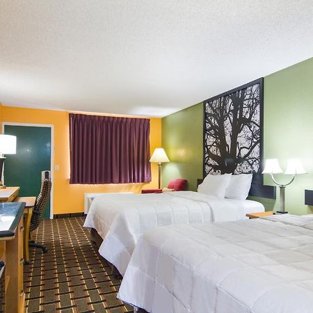 Americas Best Value Inn Darien Zewnętrze zdjęcie