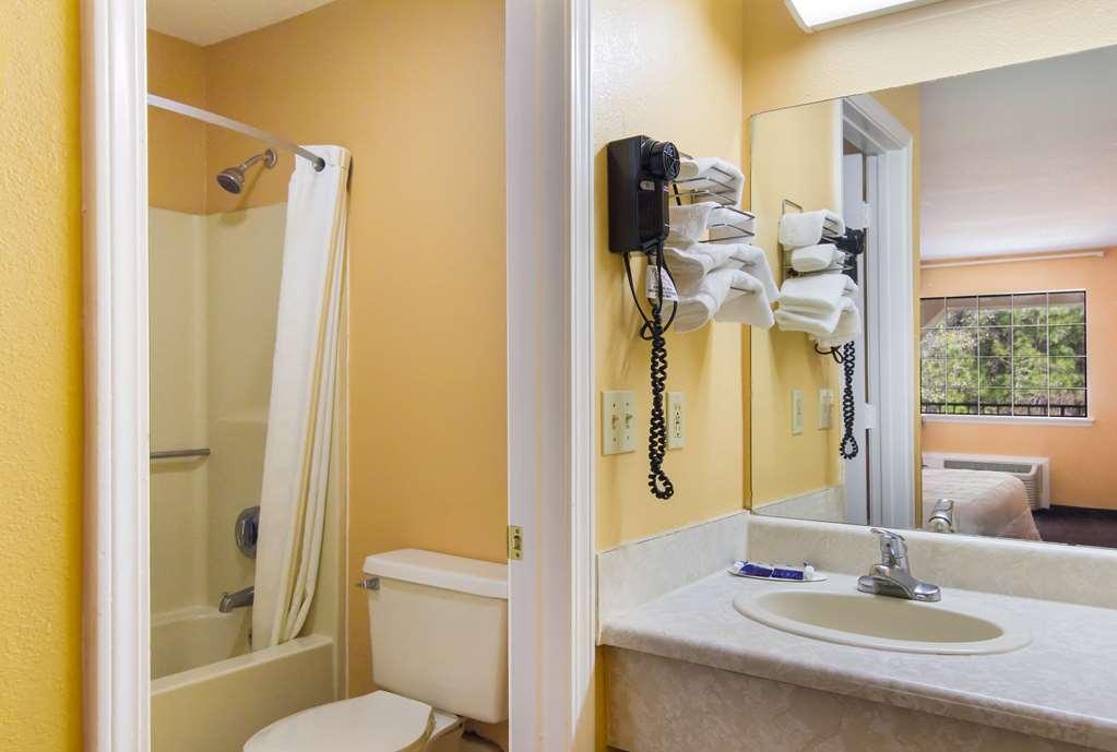 Americas Best Value Inn Darien Zewnętrze zdjęcie
