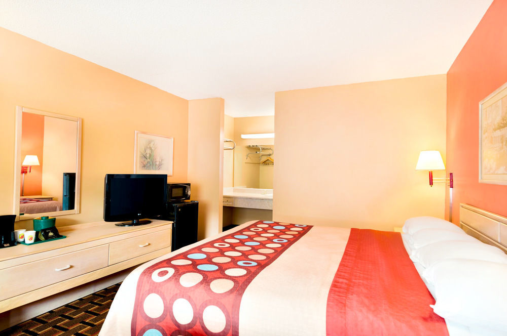 Americas Best Value Inn Darien Zewnętrze zdjęcie