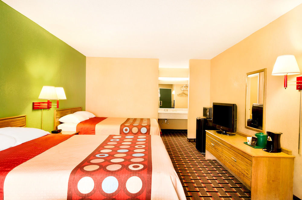Americas Best Value Inn Darien Zewnętrze zdjęcie