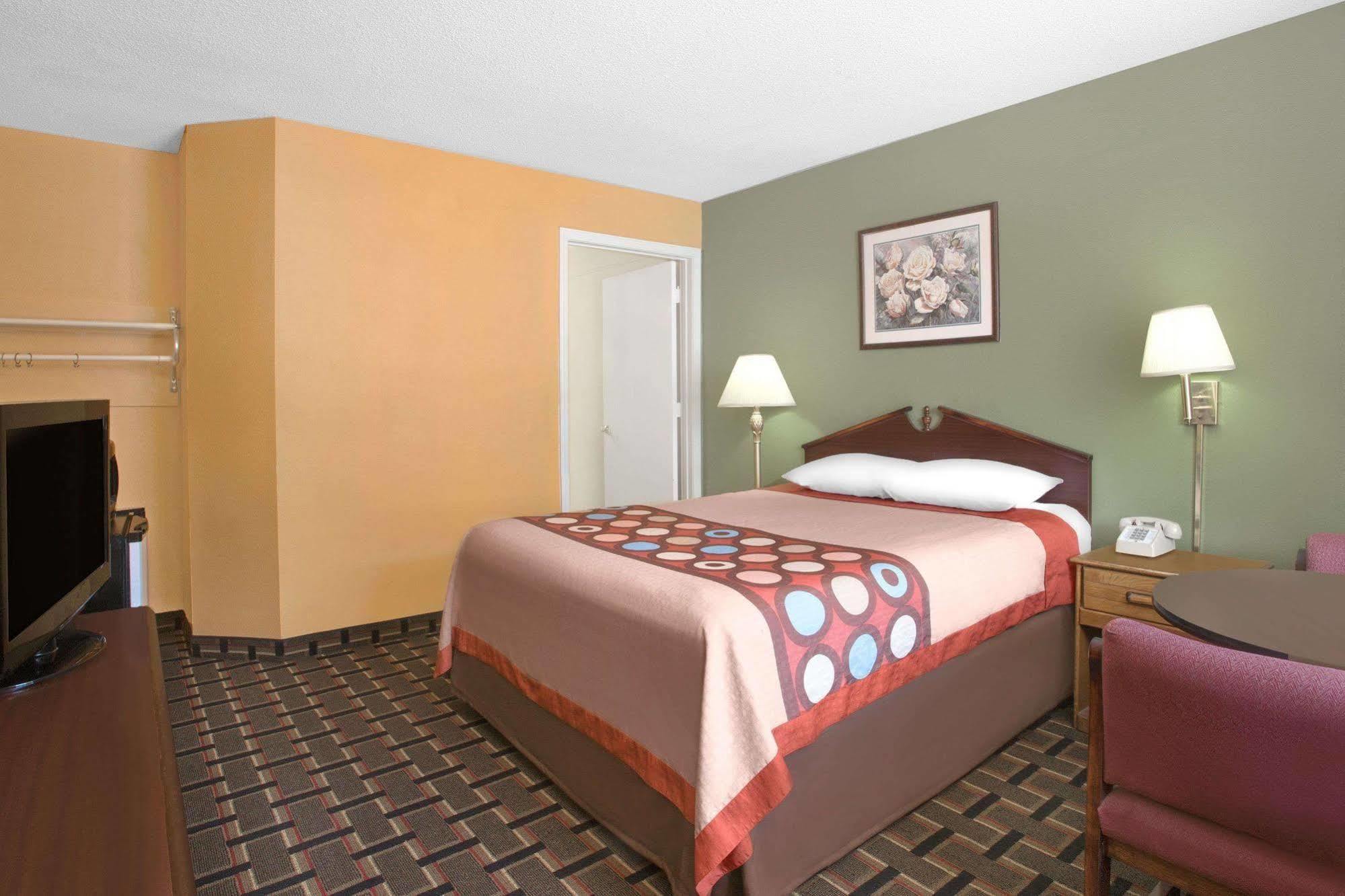 Americas Best Value Inn Darien Zewnętrze zdjęcie